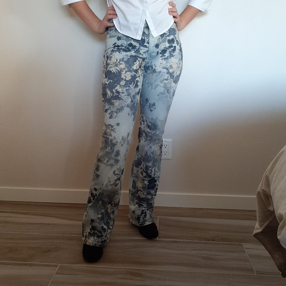 Camino Jeans Floral Flare Jeans Vintage